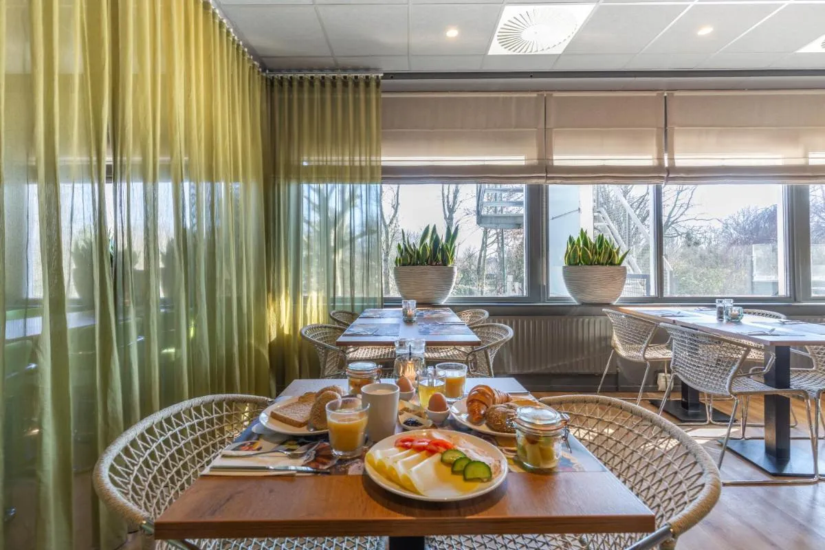 Image 6 of Amrâth Airport Hotel Rotterdam