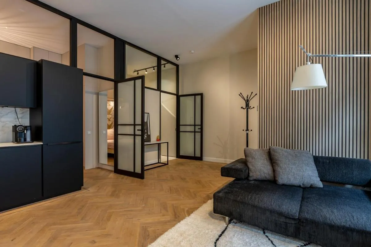 Image 1 of Design apartment in scheepvaartkwartier Rotterdam
