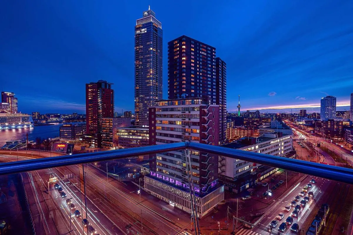 Image 3 of DoubleTree by Hilton Rotterdam Centre