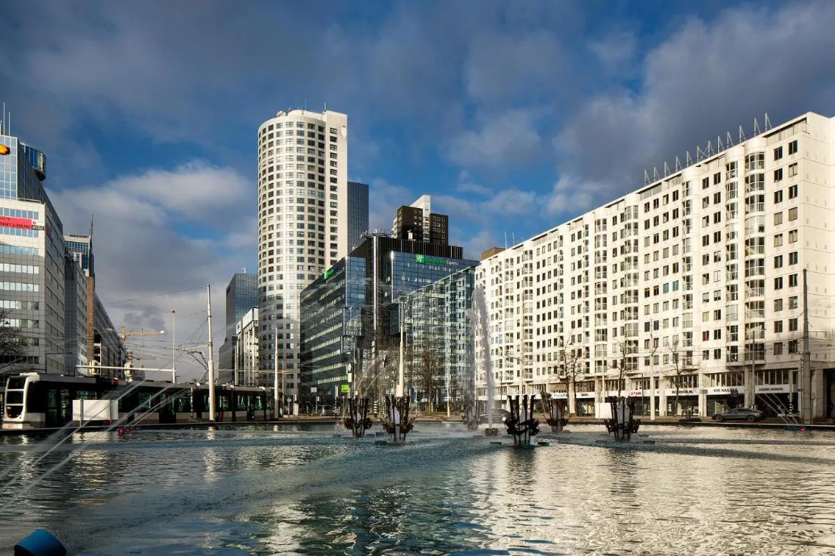 Image 2 of Holiday Inn Express Rotterdam – Central Station, an IHG Hotel