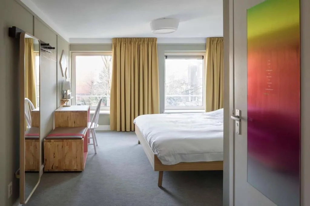 Image of Hotel Light