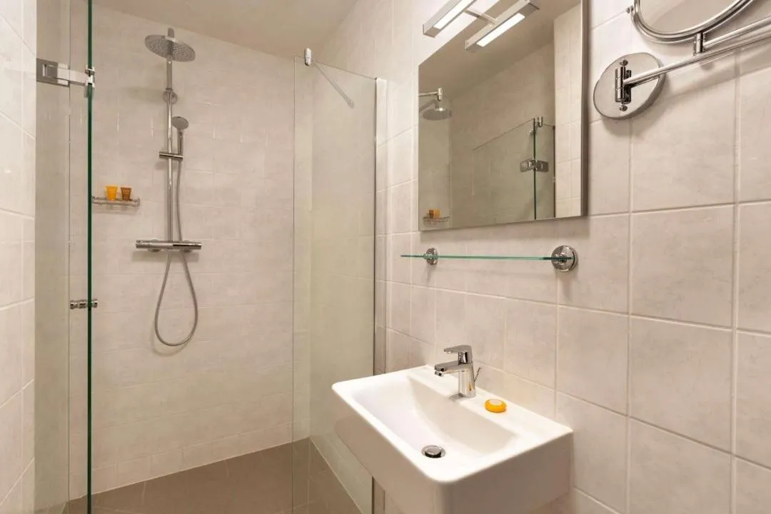 Image 6 of Rotterdam Teleport Hotel