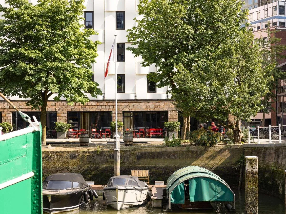 Image 1 of ibis Rotterdam City Centre