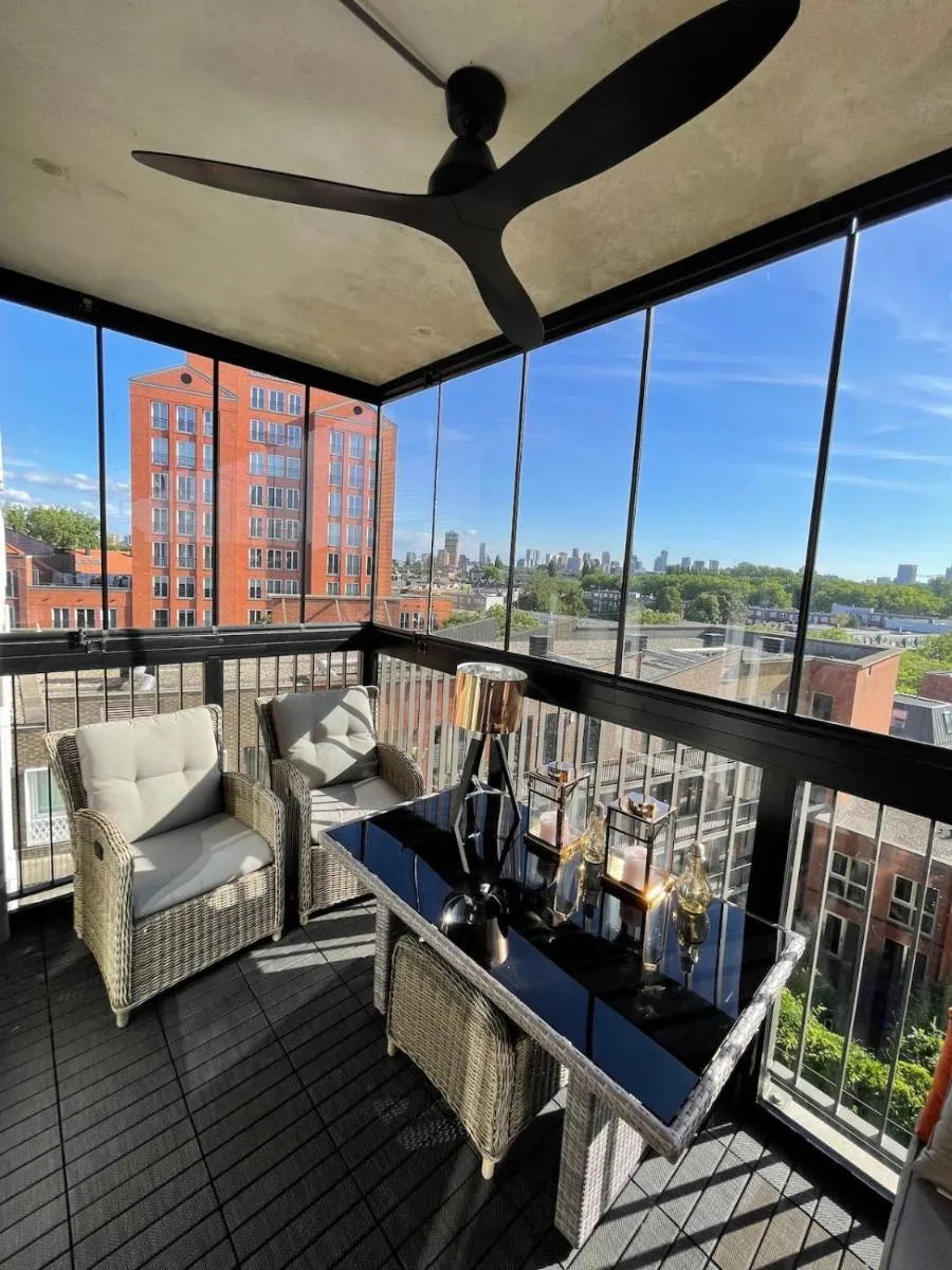 Image 5 of Beautiful luxury Apartment with Skyline