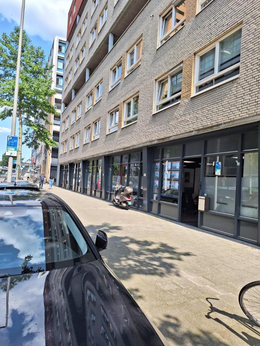 Image 1 of Beautiful studio 14 F in chic neighborhood in center