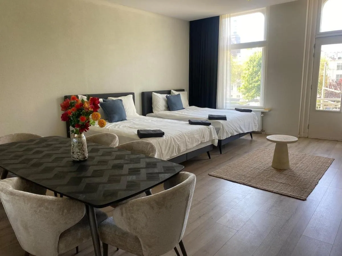 Image 5 of Cozy and best location! 6 person