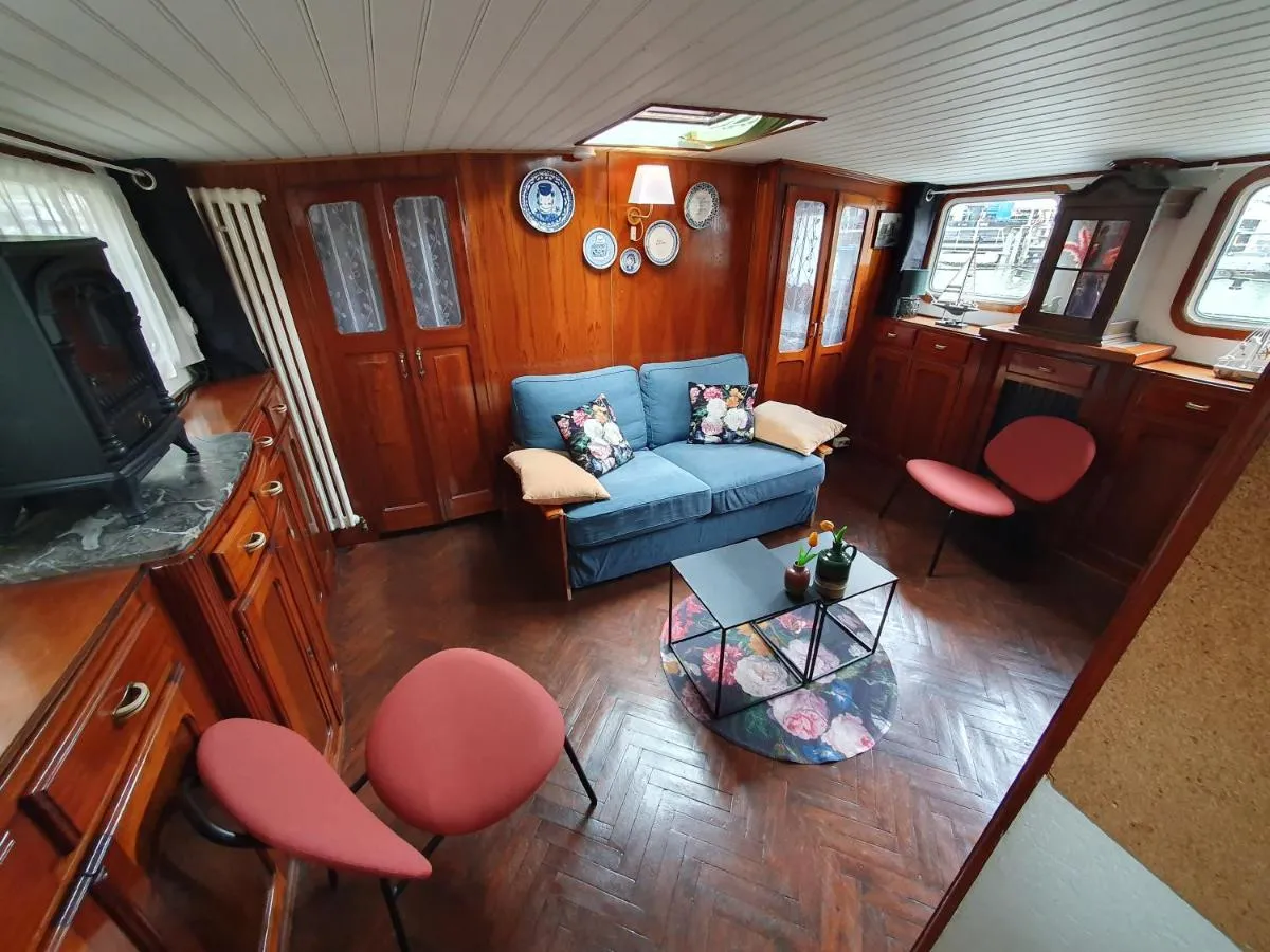 Image 2 of Houseboat holiday apartments Rotterdam