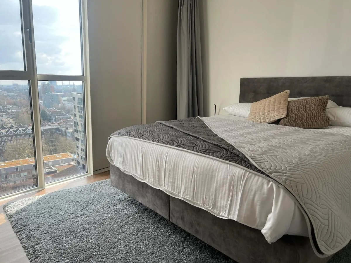 Image 1 of Luxury apartment in the city center