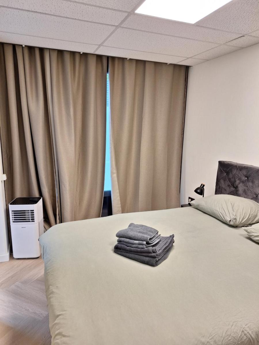 Image 1 of Perfect studio 14 H center Rotterdam