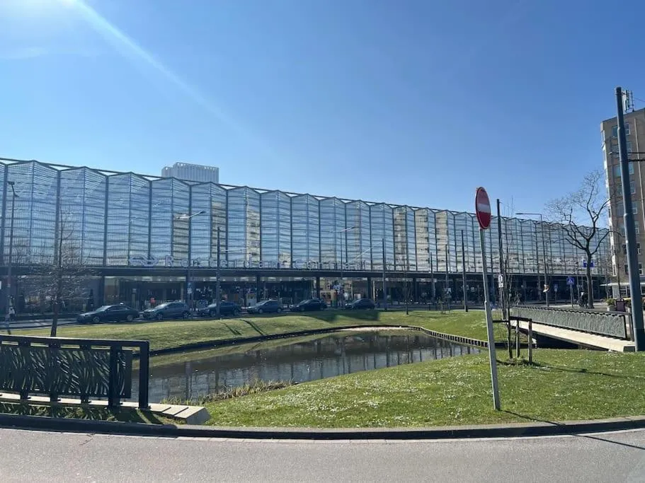 Image 2 of Rotterdam Inn