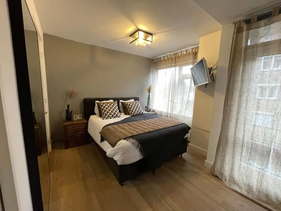 Image 1 of Stylish apartment @ city centre