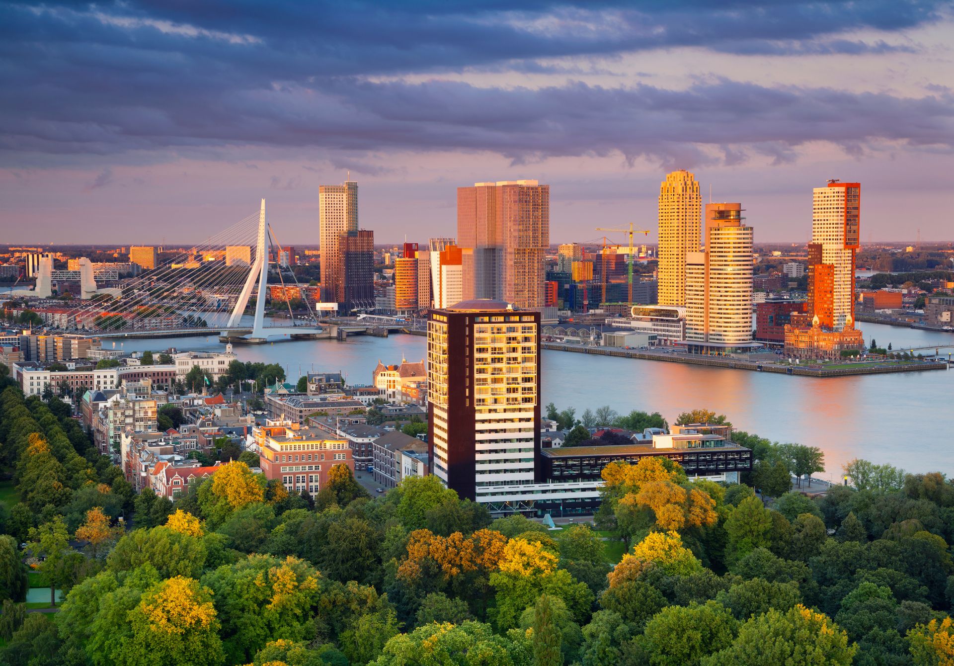 10 Luxury Hotels in Rotterdam